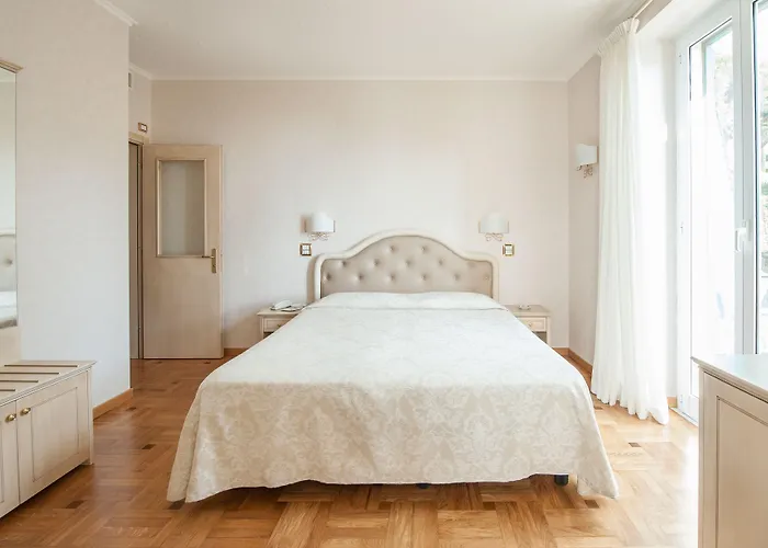 Otel Metropole 4*