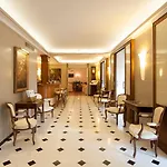 Metropole Hotel 4*