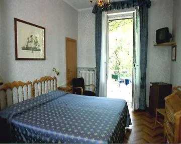 Metropole Hotel 4*