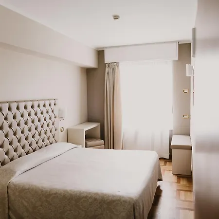 Metropole Hotel