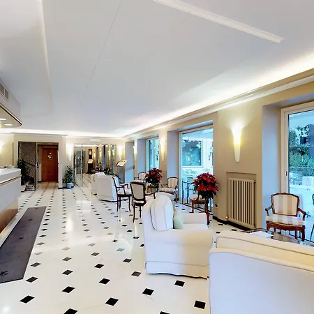 Metropole Hotel