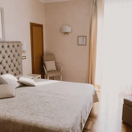 Hotel Metropole 4*