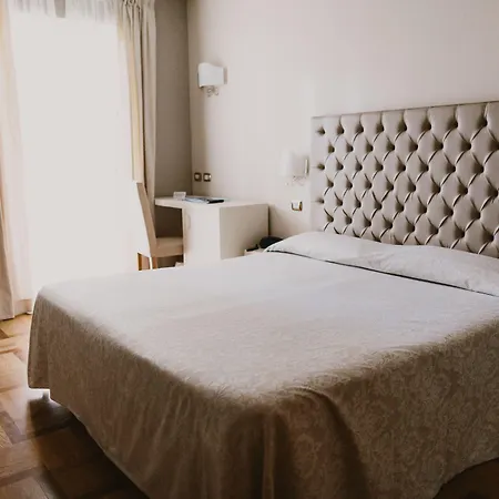 Hotel Metropole