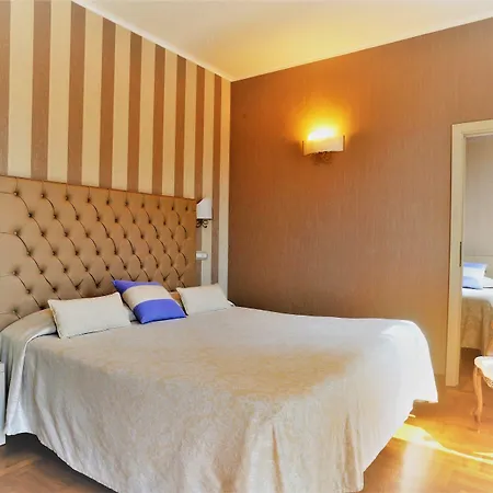 Metropole 4*