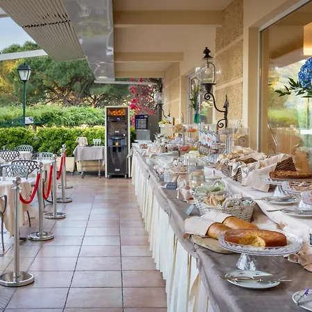Metropole Hotel 4*