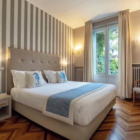 Metropole Ξενοδοχείο 4*