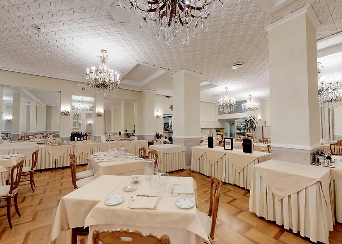 Отель Metropole 4*
