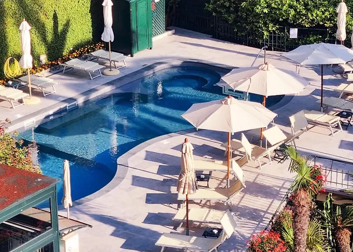 Metropole Отель 4*